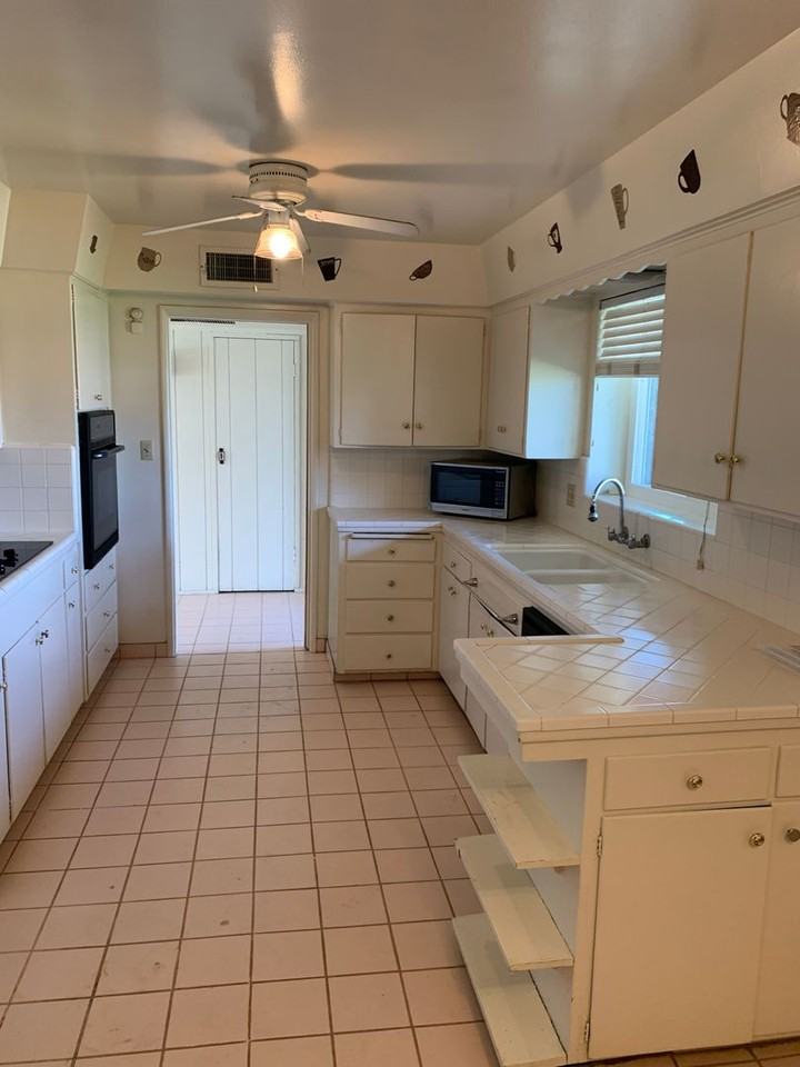 1141 W Barstow Ave - Photo 5 of 35