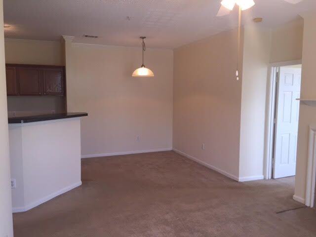 45 Sycamore Ave #833 - Photo 4 of 19