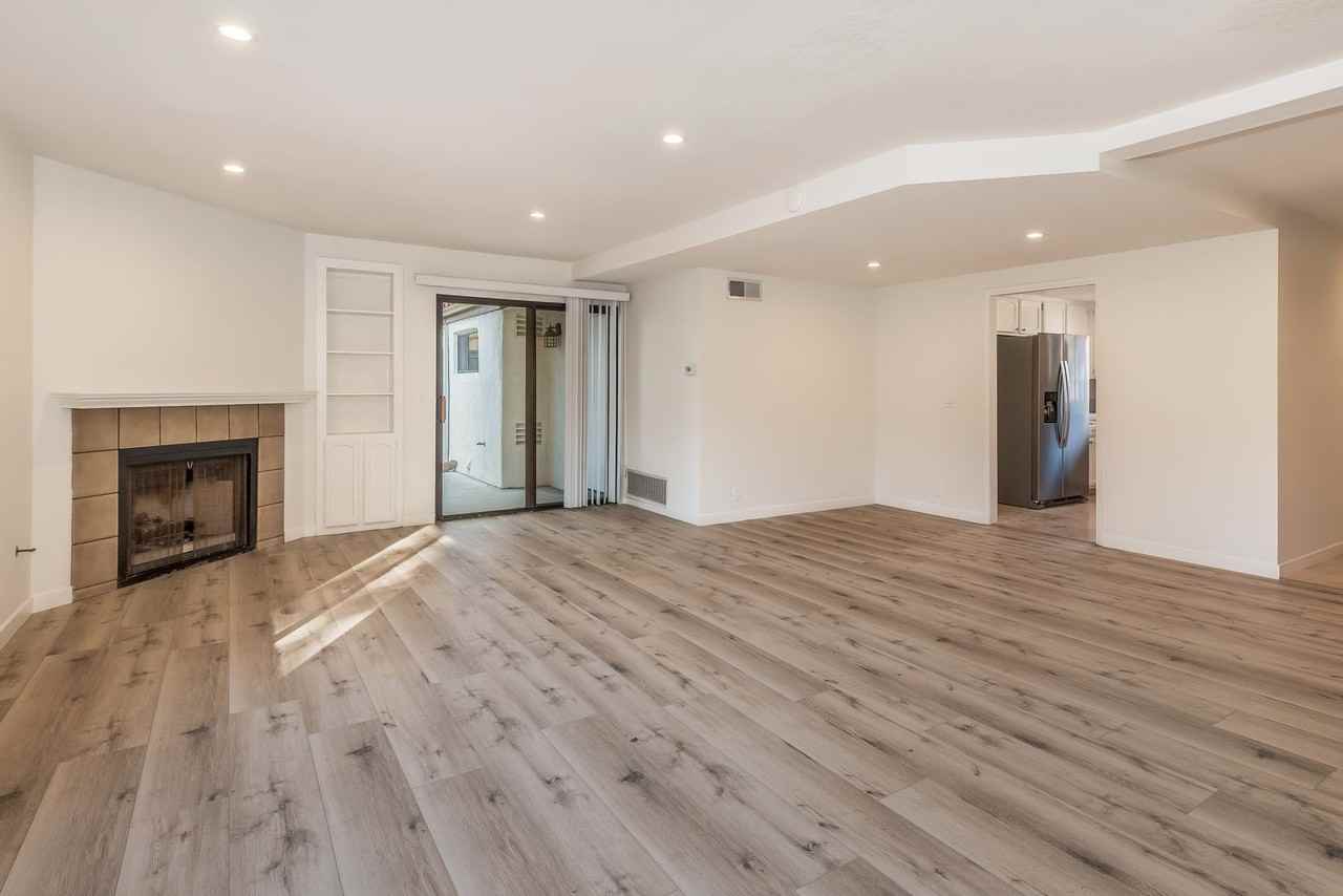 2098 Cliff Dr - Photo 2 of 15