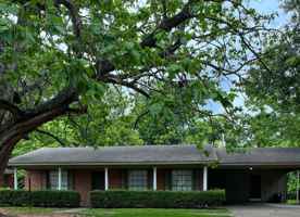 featured image of 1730 Bayou Dr