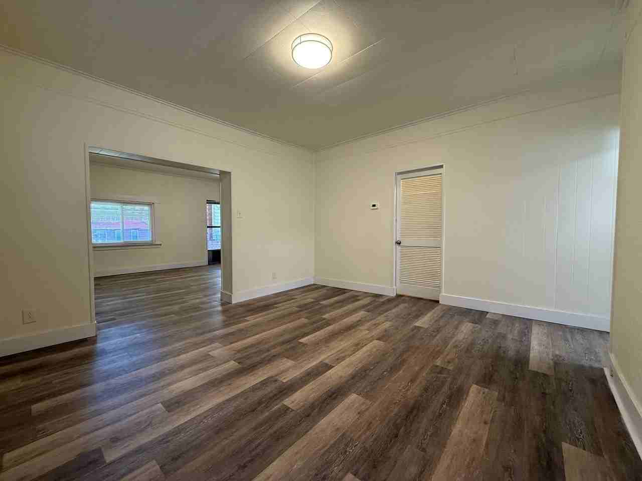 103 Ashton Ave - Photo 6 of 30