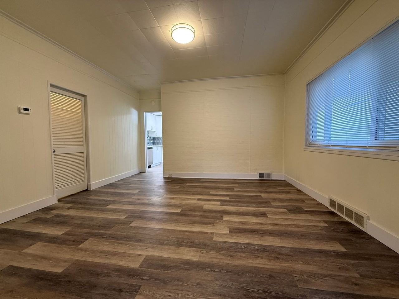 103 Ashton Ave - Photo 7 of 30