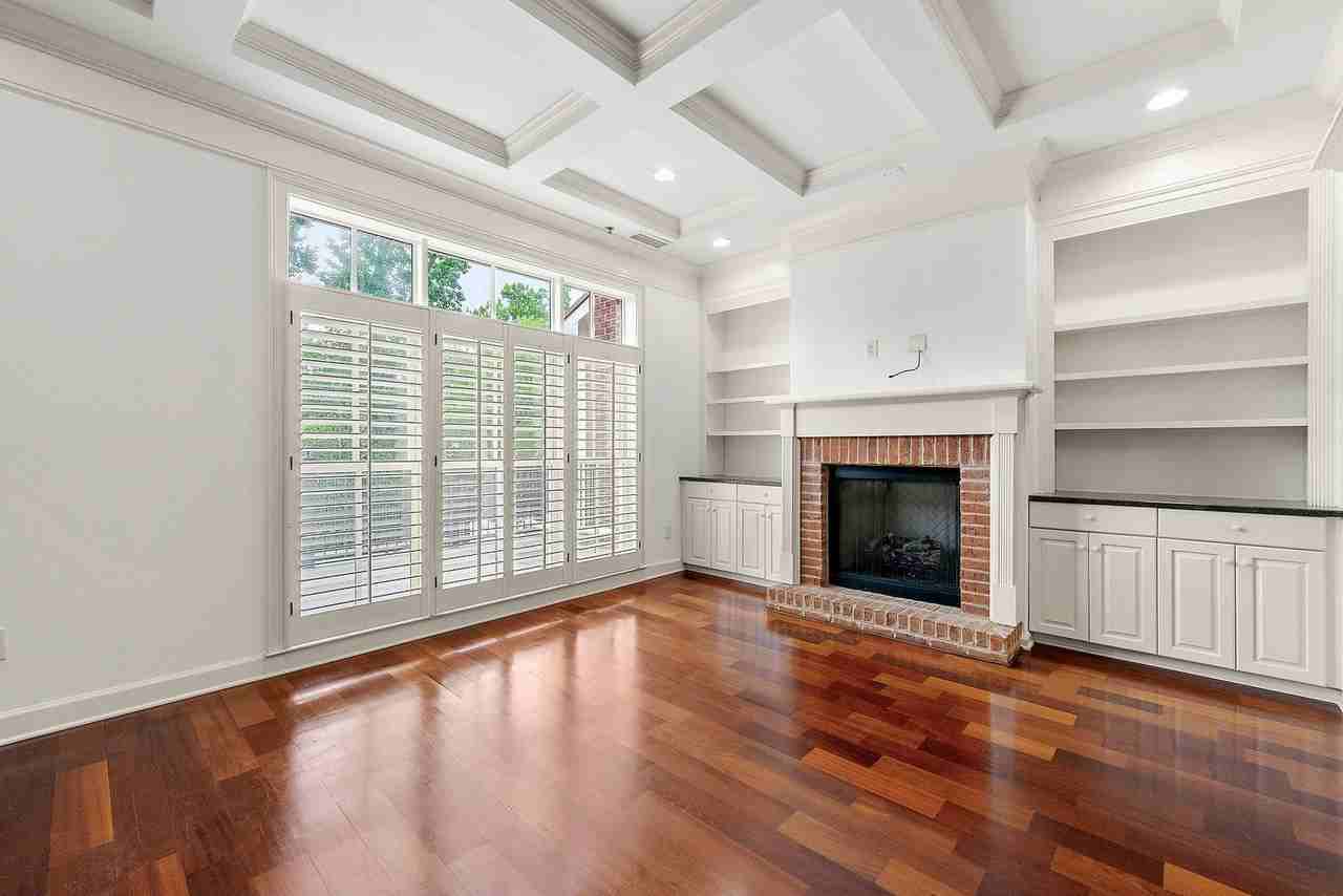 15 Buford Village Walk - Photo 2 of 31