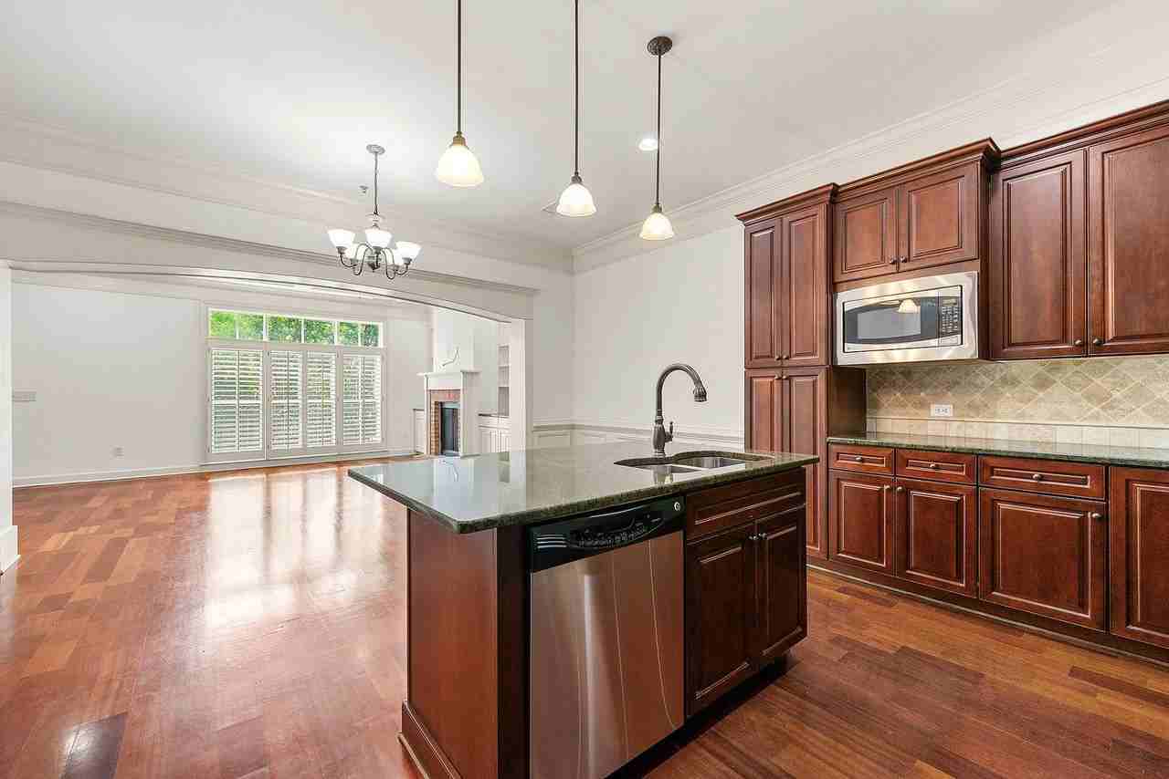 15 Buford Village Walk - Photo 3 of 31