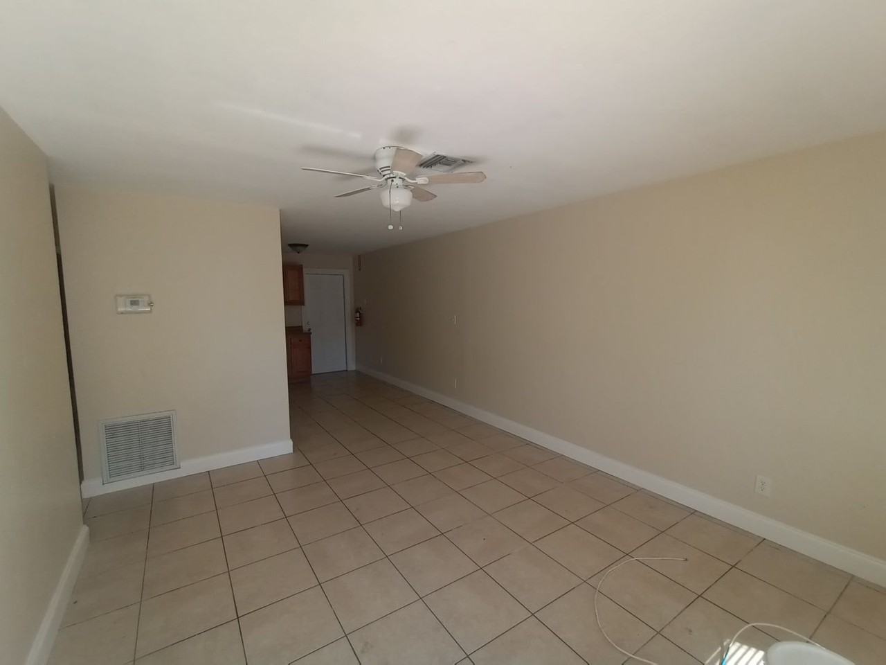 132 Sw 12th Ave - Photo 4 of 10