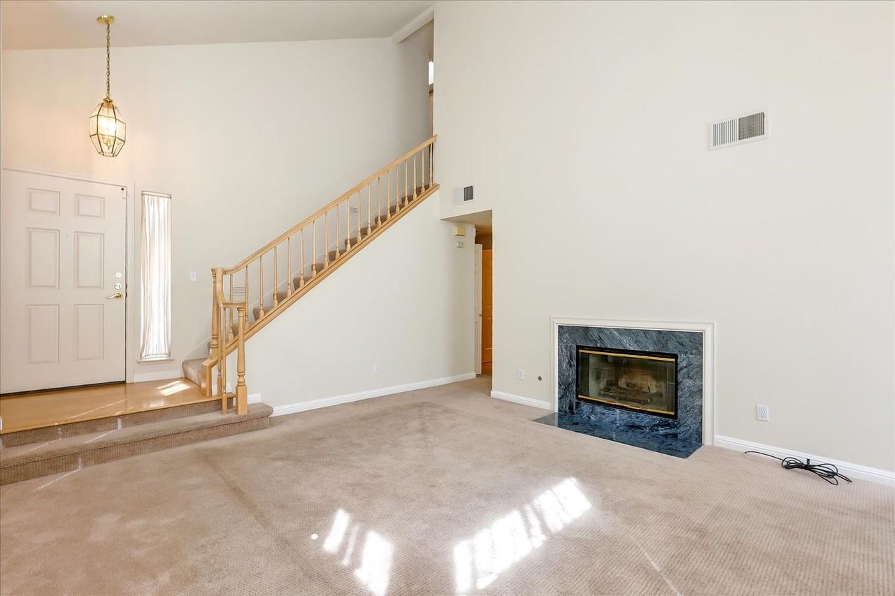 11544 Evening Spring Ct - Photo 4 of 30