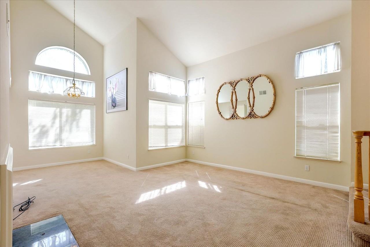 11544 Evening Spring Ct - Photo 6 of 30