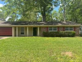 featured image of 3219 Lakewood Dr