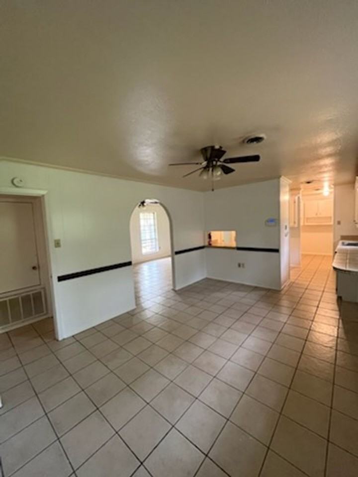 3219 Lakewood Dr - Photo 7 of 8