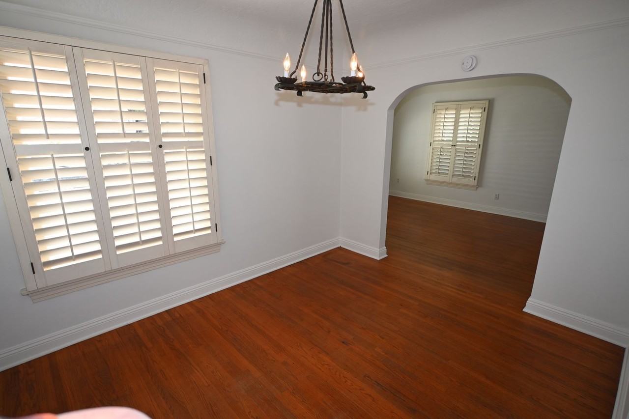 162 Glendora Ave - Photo 5 of 23