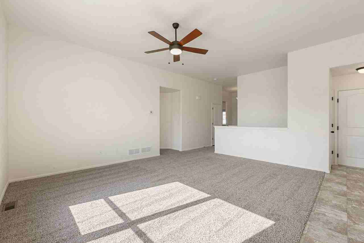 1900 104th Avenue Ct - Photo 4 of 22