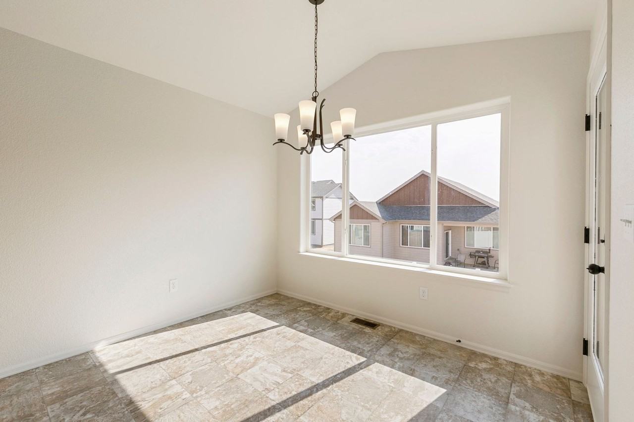 1900 104th Avenue Ct - Photo 5 of 22