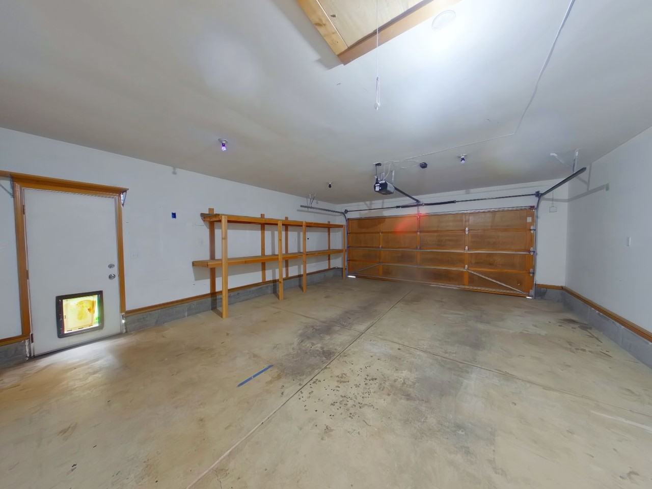 2310 Snelling Dr - Photo 5 of 16