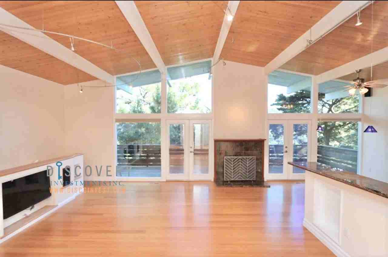 6812 Saroni Dr - Photo 5 of 32