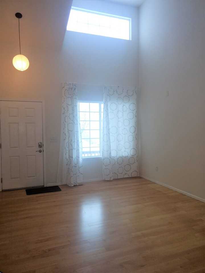 3642 Castle Peak Ave - Photo 4 of 21