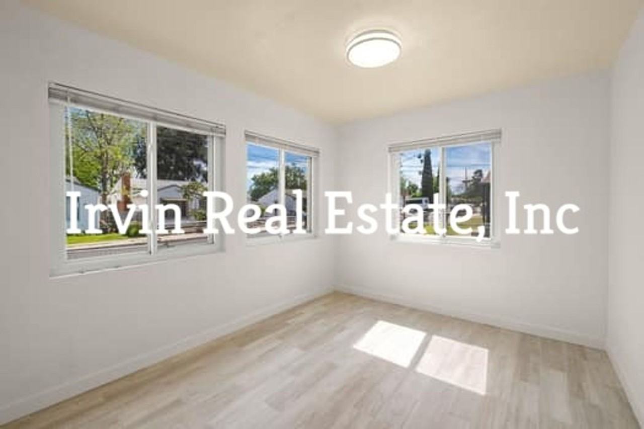 1932 Deodar Ave - Photo 6 of 15