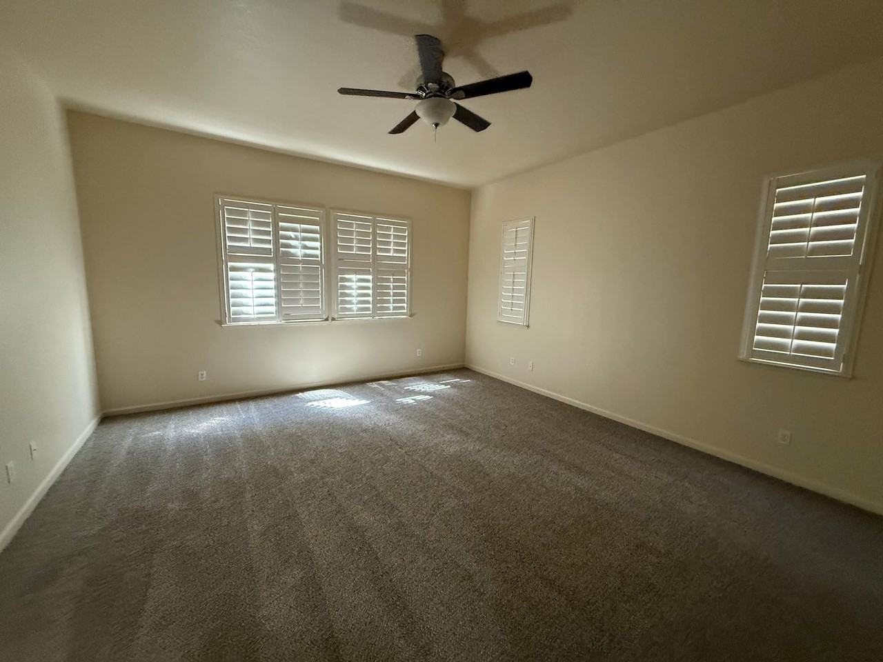 1487 Highland Dr - Photo 7 of 14