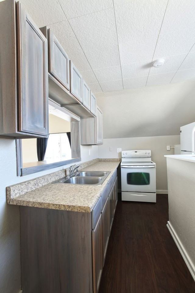 27201 102nd Ave Nw #1 - Photo 6 of 24