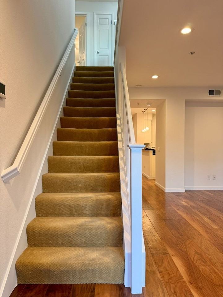 42 Arnold Dr - Photo 2 of 27