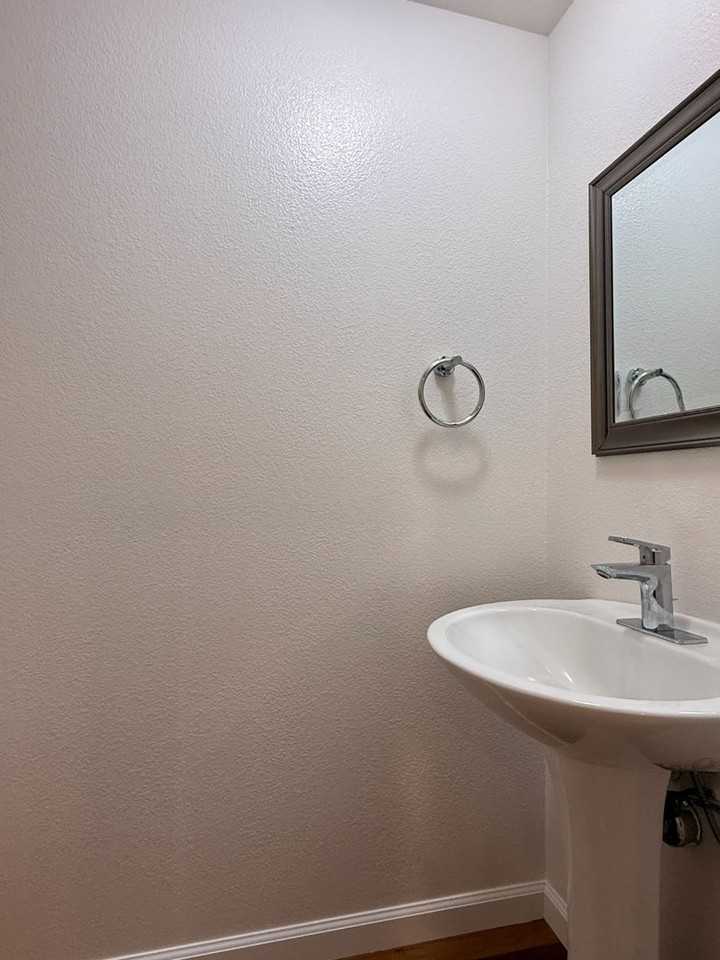 42 Arnold Dr - Photo 6 of 27