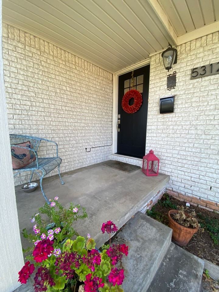 5312 E 28th St - Photo 2 of 27