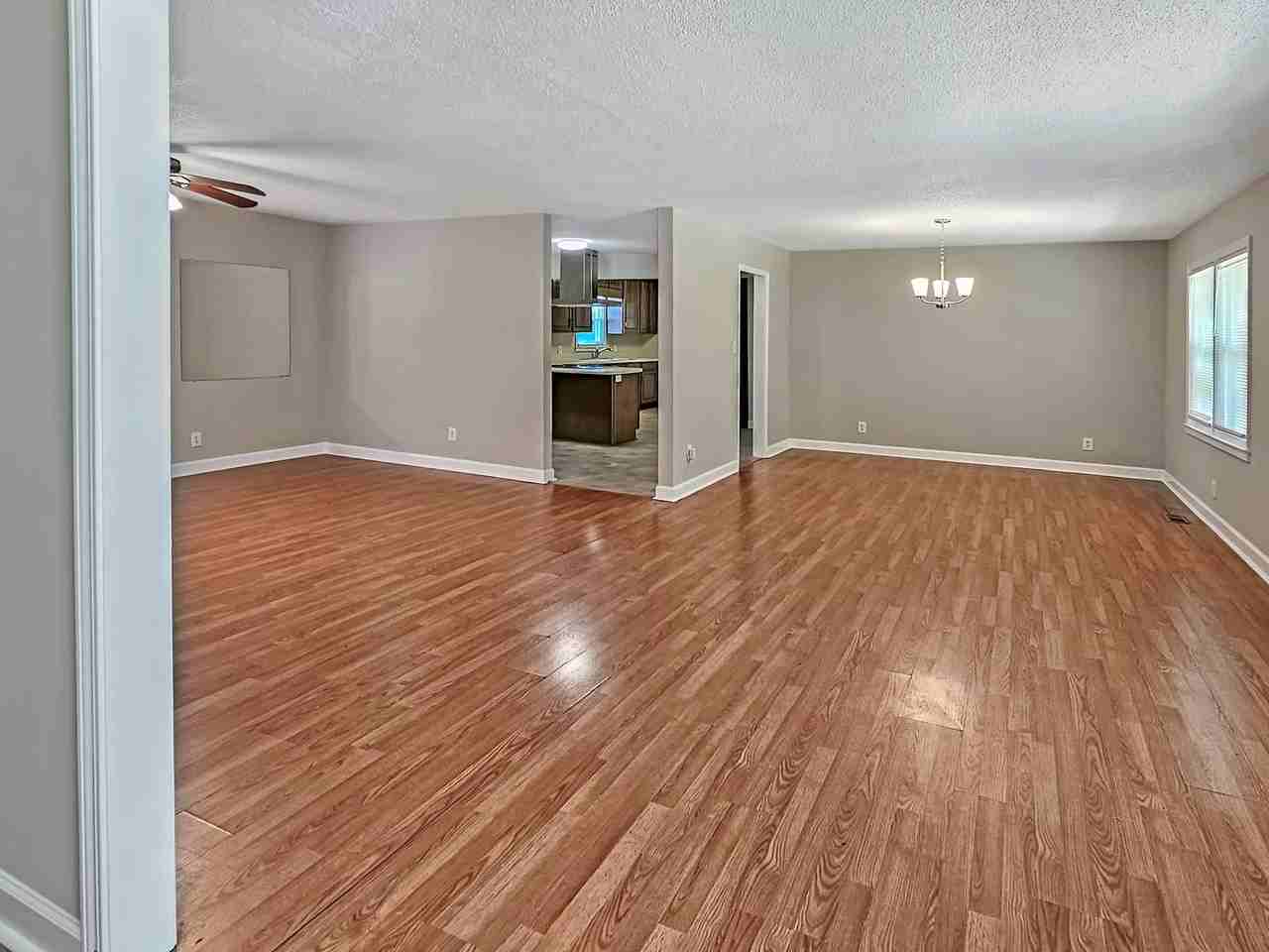 5949 James Rd - Photo 5 of 50