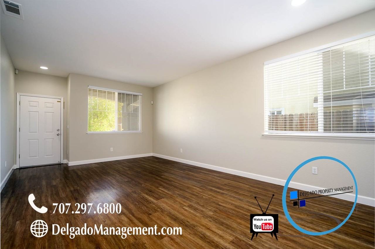 4040 Penny Ln - Photo 2 of 25