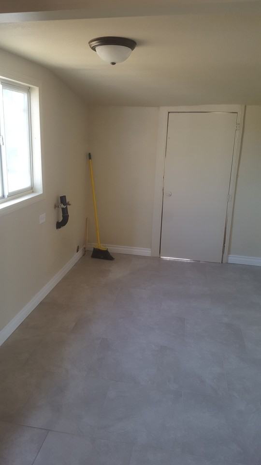 930 Sterling Rd - Photo 5 of 7