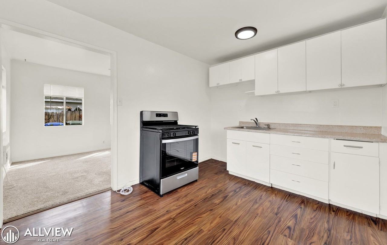 1328 Naranca Ave - Photo 6 of 29