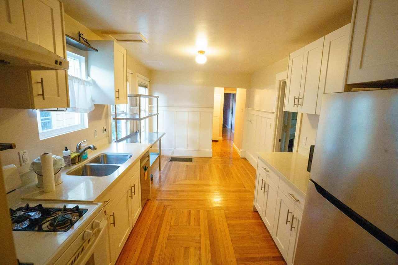 5814 Martin Luther King Jr Way - Photo 3 of 23