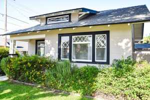 featured image of 384 S Grand St