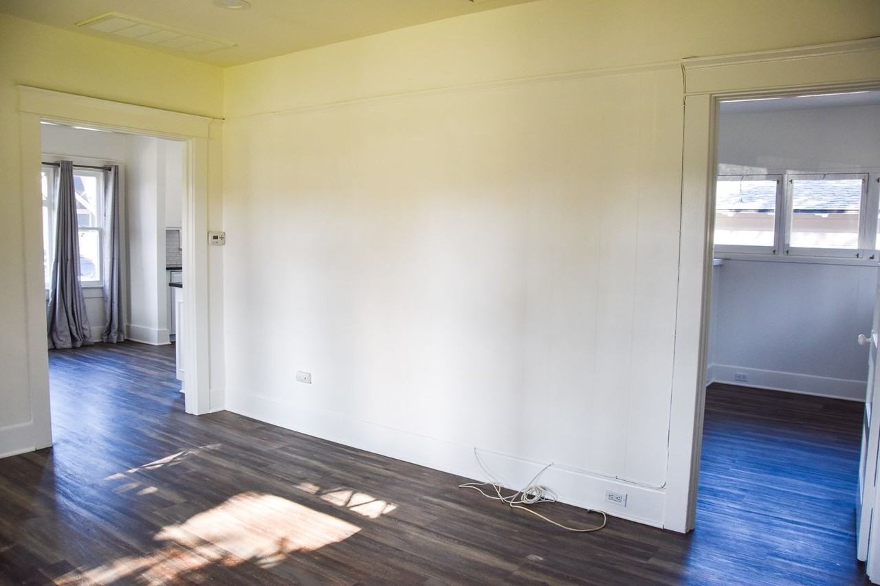 384 S Grand St - Photo 5 of 30