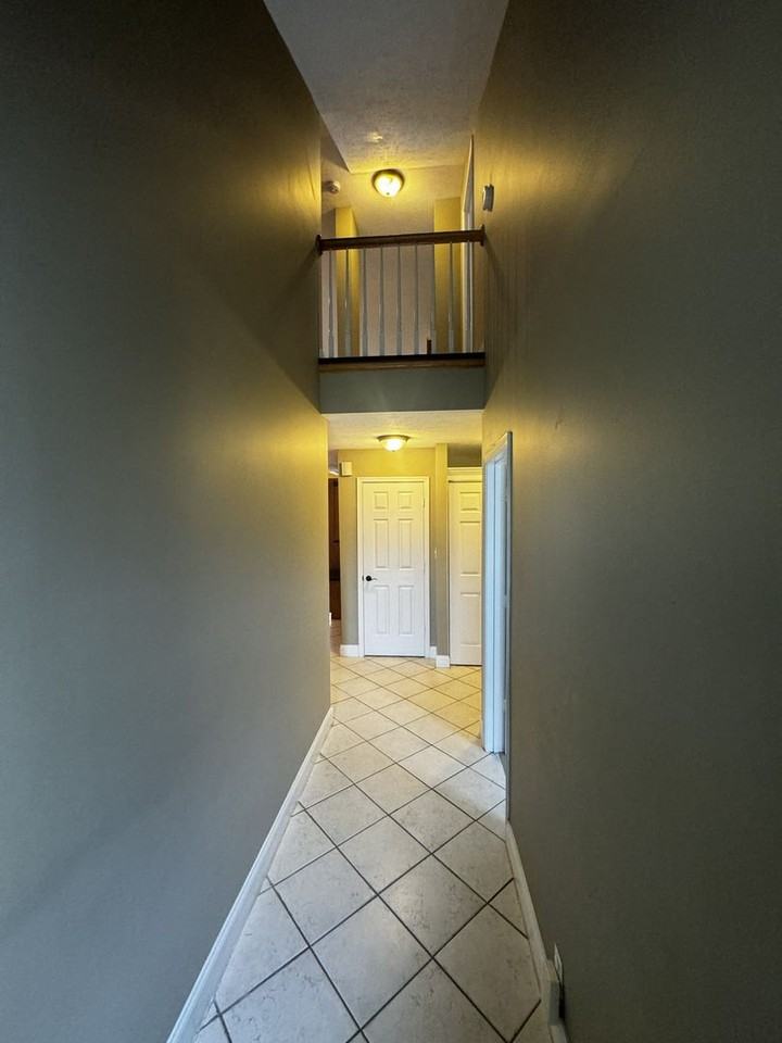 2984 Cullison Ct - Photo 2 of 21