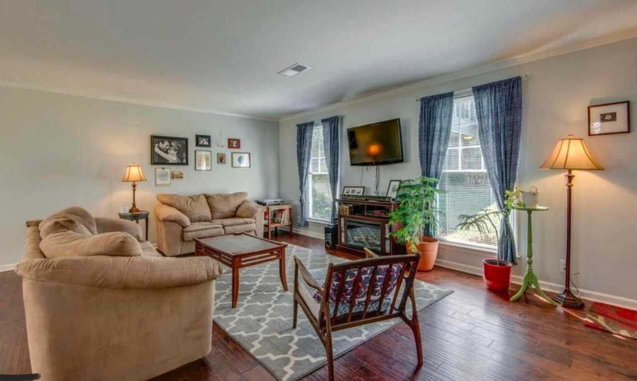 3101A Wellington Ave - Photo 4 of 14