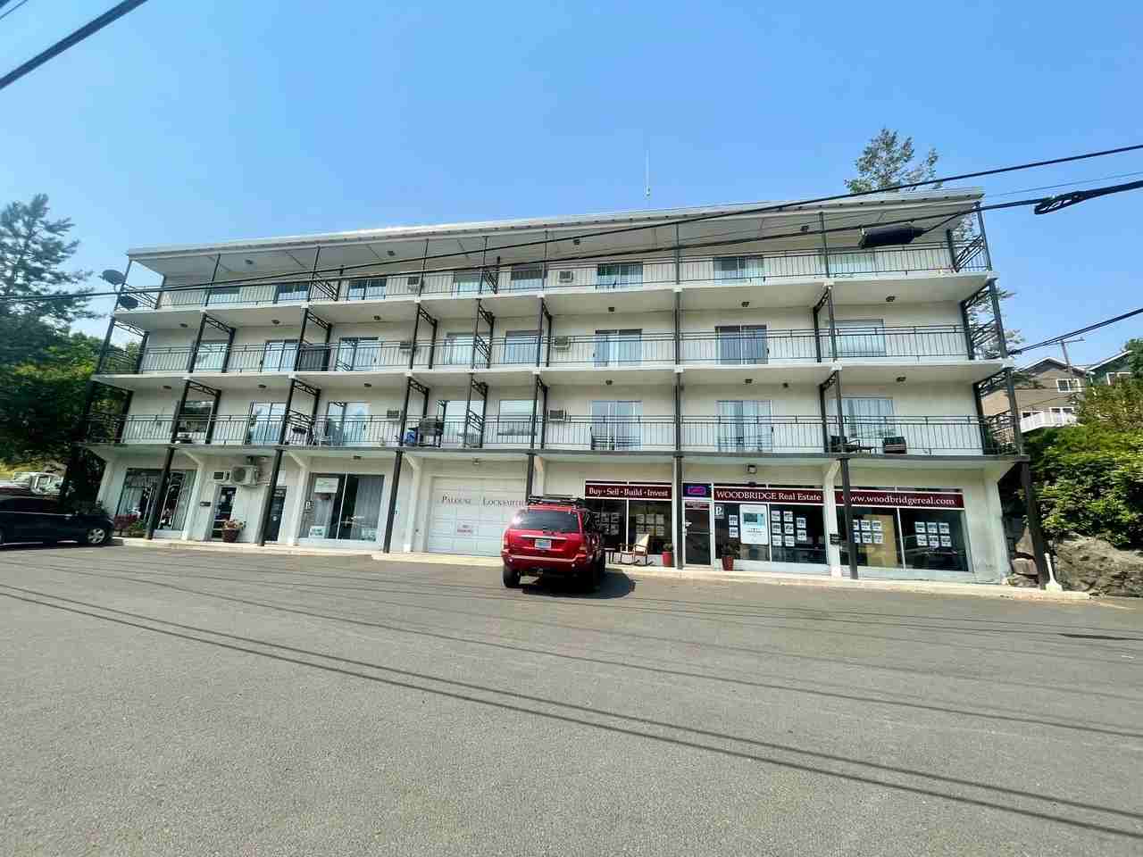 605 S Grand Ave. - Photo 6 of 42