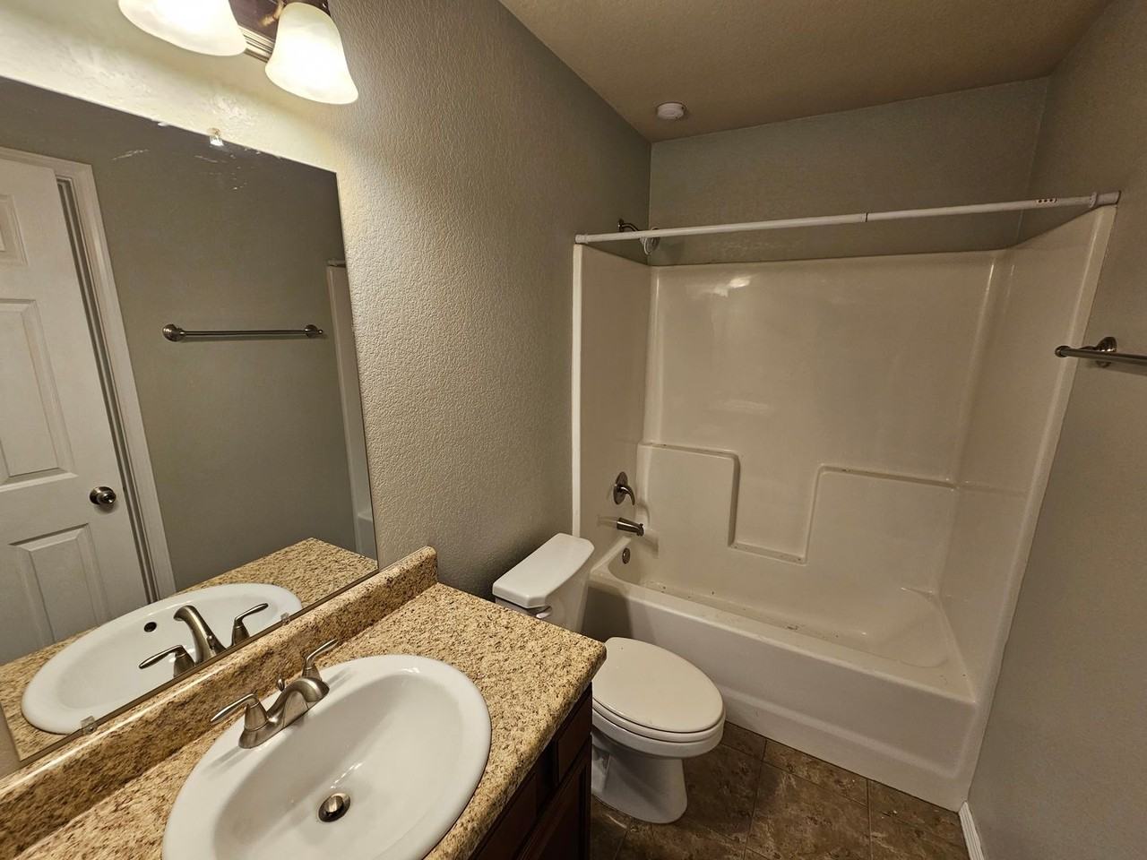 1164 S Oxbow Way - Photo 6 of 11