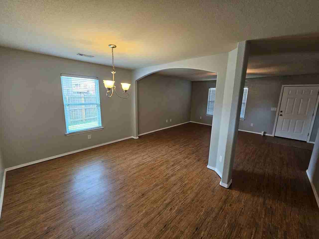 1164 S Oxbow Way - Photo 7 of 11