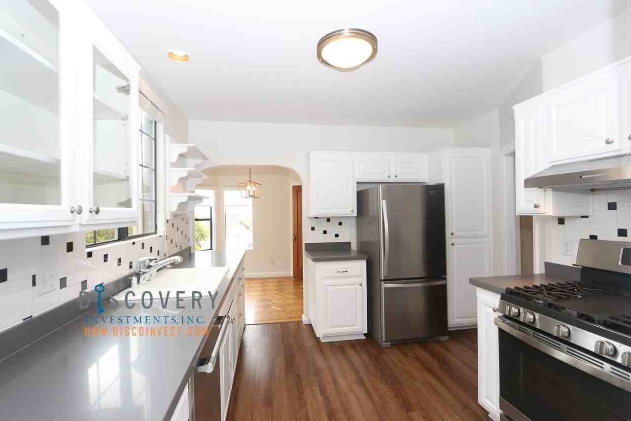 1890 Clemens Rd - Photo 5 of 19