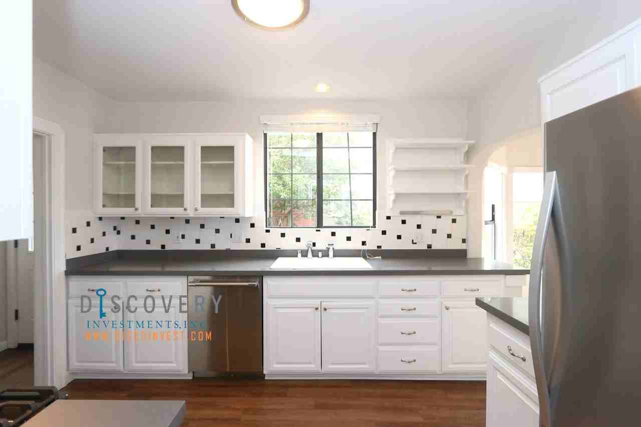 1890 Clemens Rd - Photo 6 of 19