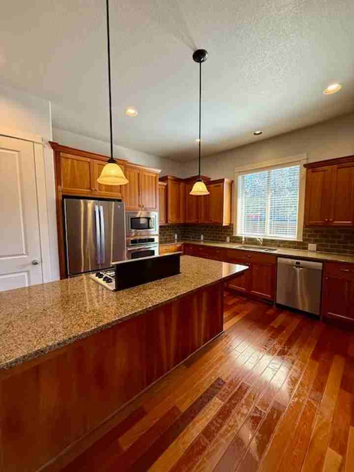 61103 Aspen Rim Ln - Photo 5 of 34