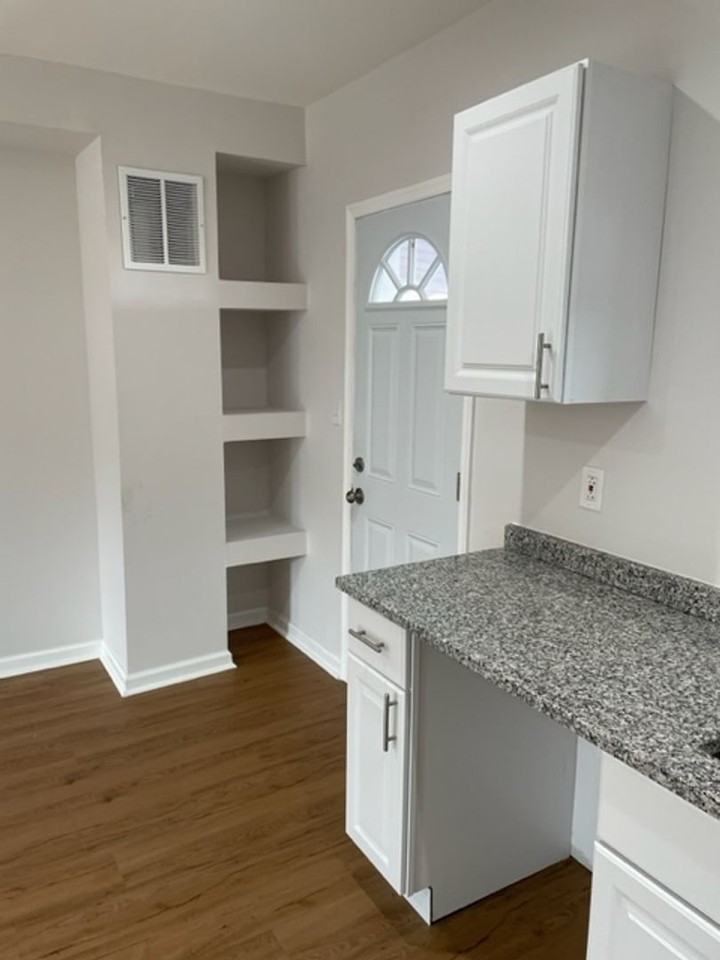 3326 Elmora Ave - Photo 6 of 18