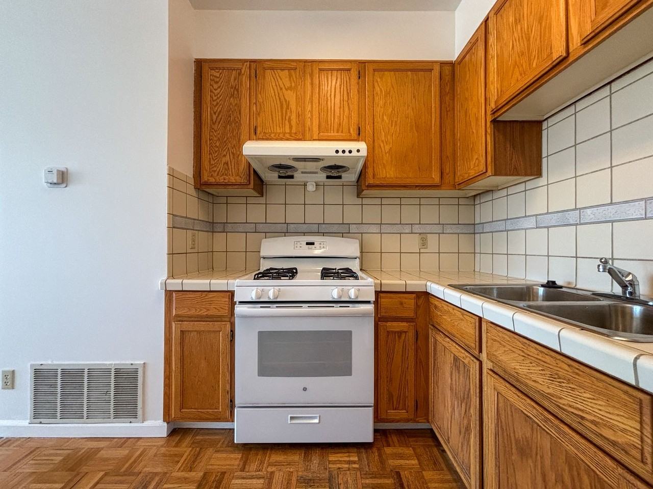 743 743 - 749 Taraval St - Photo 6 of 18