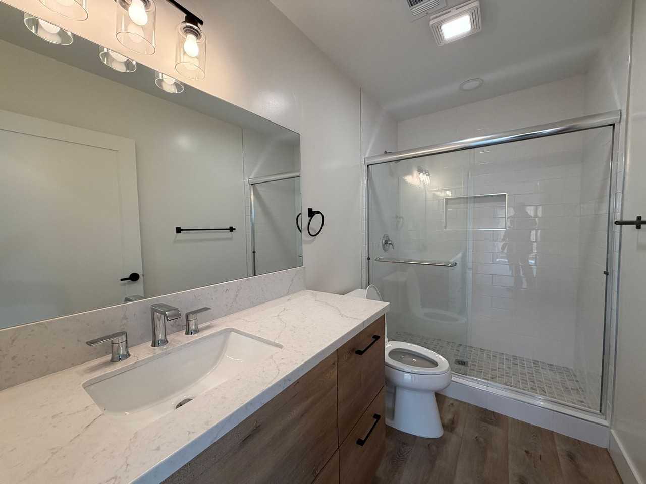 5090-5094 Catoctin Dr. - Photo 3 of 14