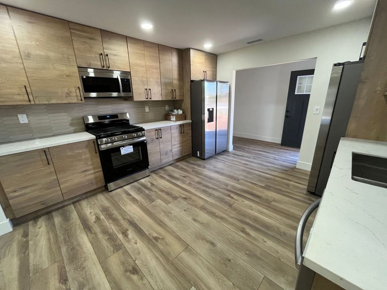 5090-5094 Catoctin Dr. - Photo 7 of 14