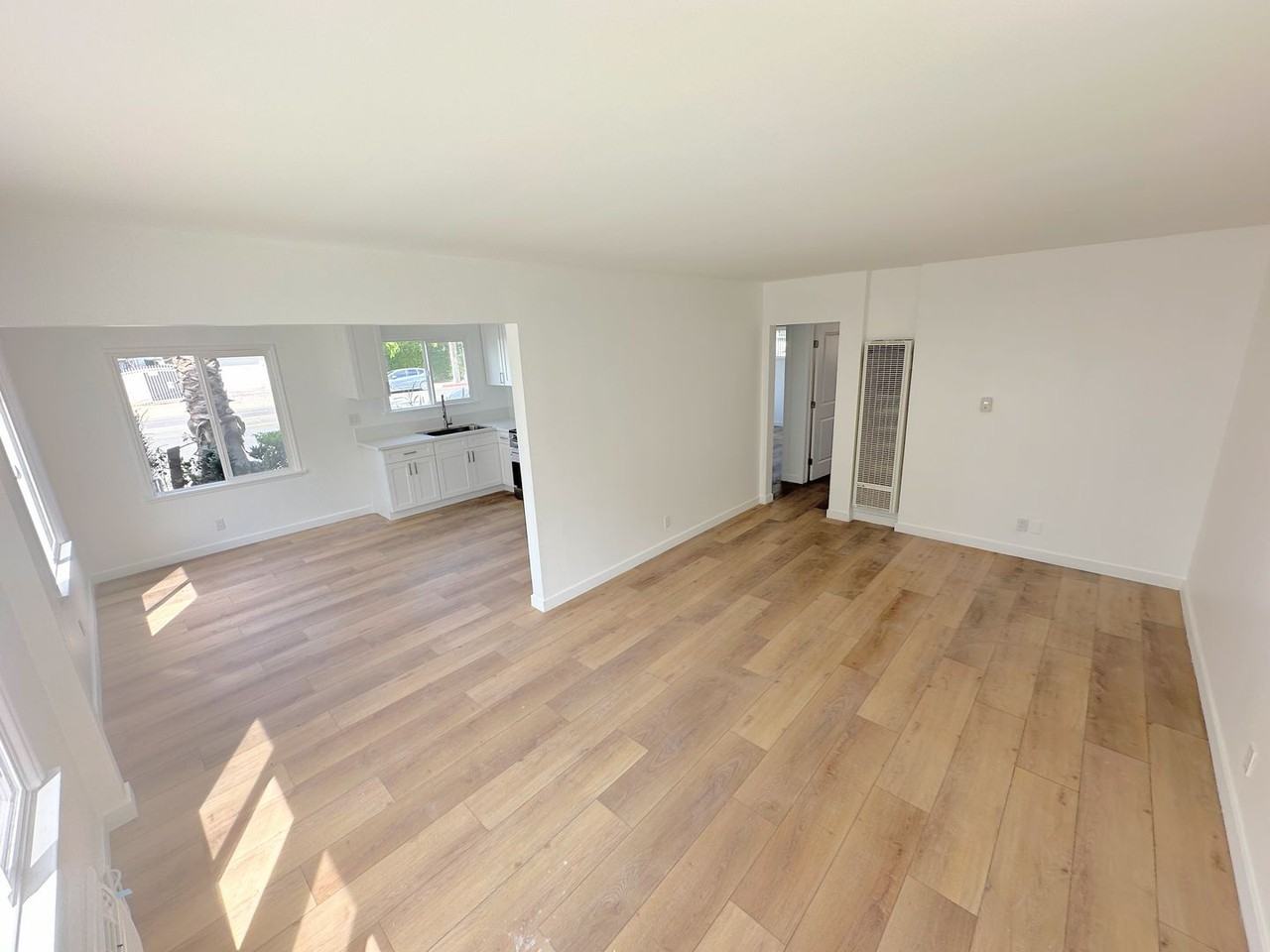 14410 Magnolia Blvd #1