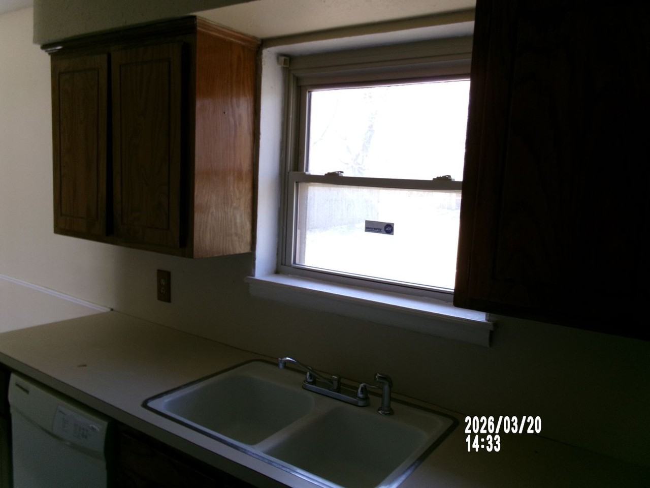 2206 Nw 43rd St - Photo 6 of 14