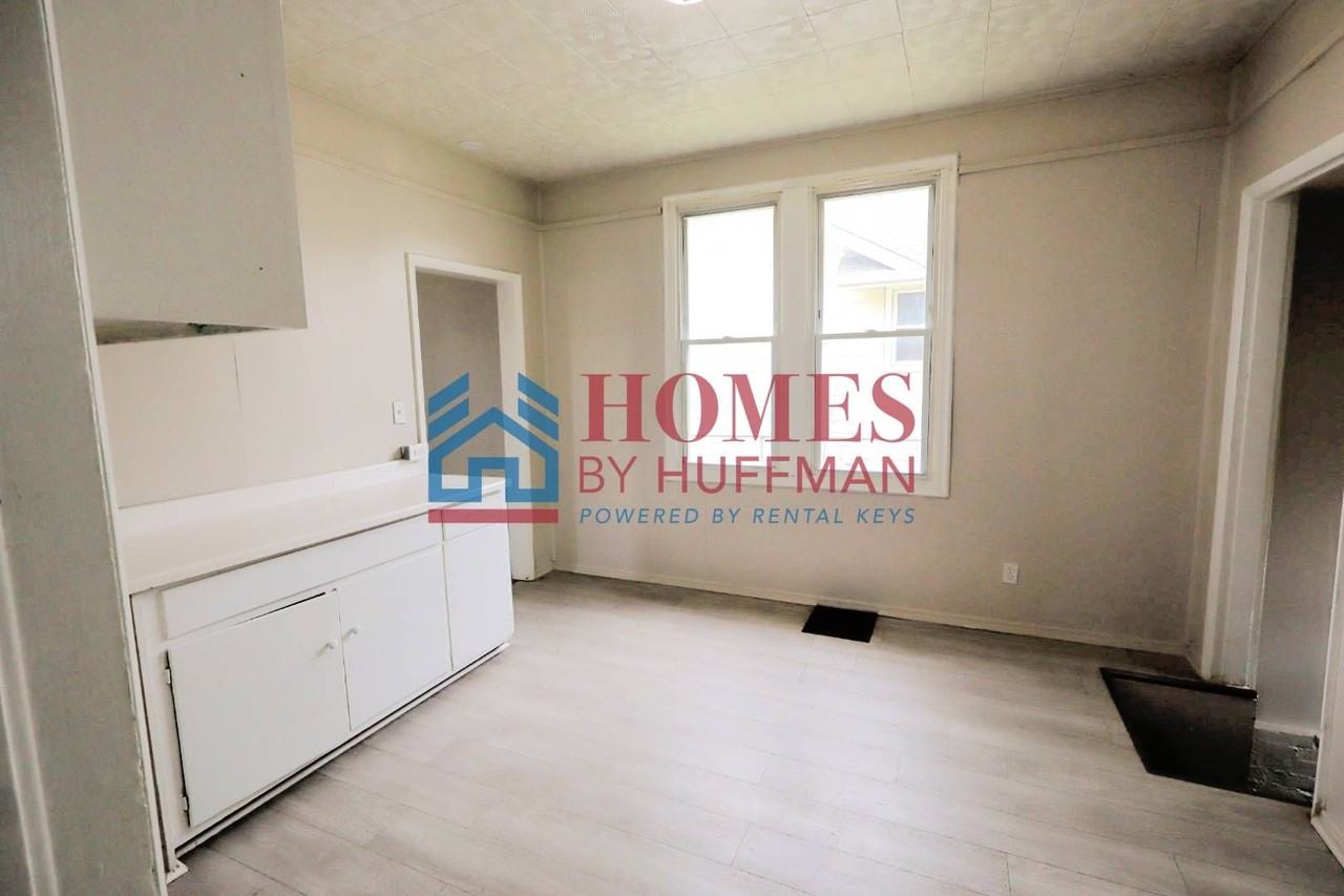 202 Herndon Dr - Photo 7 of 13