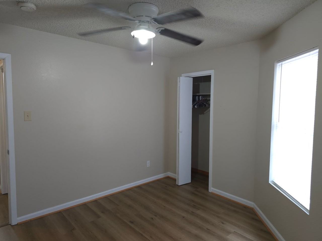 812 Shady Heights Rd - Photo 5 of 12