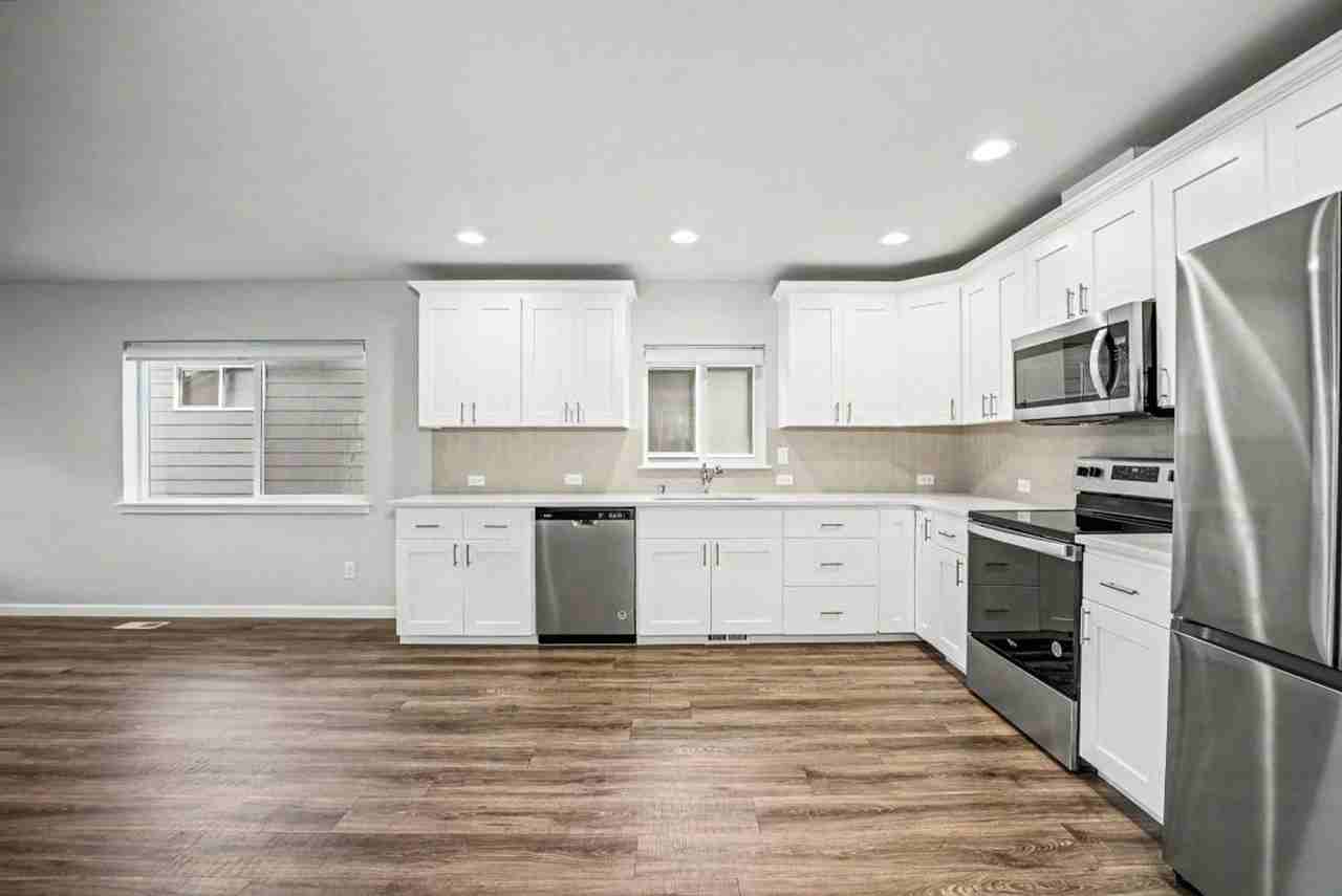 14337 100th Ave Se - Photo 6 of 34