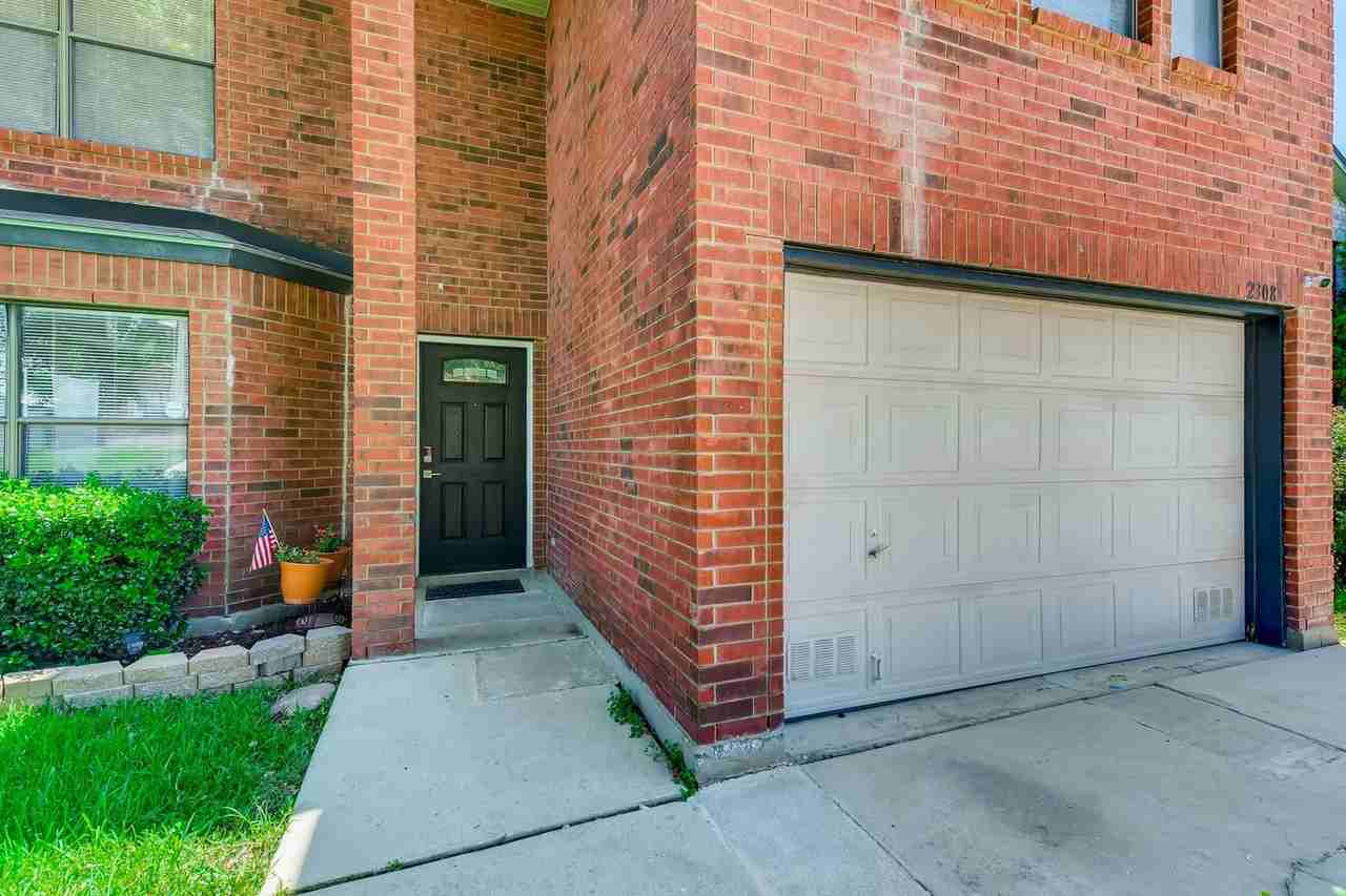 2308 Dalhart Pass - Photo 3 of 42